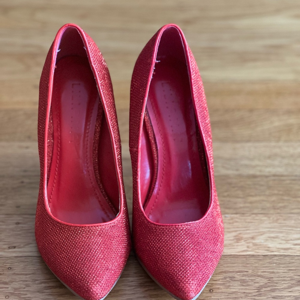 Glamorous Red High Heels with Shimmering Finish
